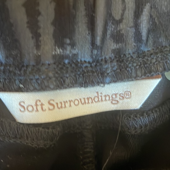 SOFT SURROUNDINGS BLACK ZEBRA PRINT stretch pants leggings - Picture 4 of 6